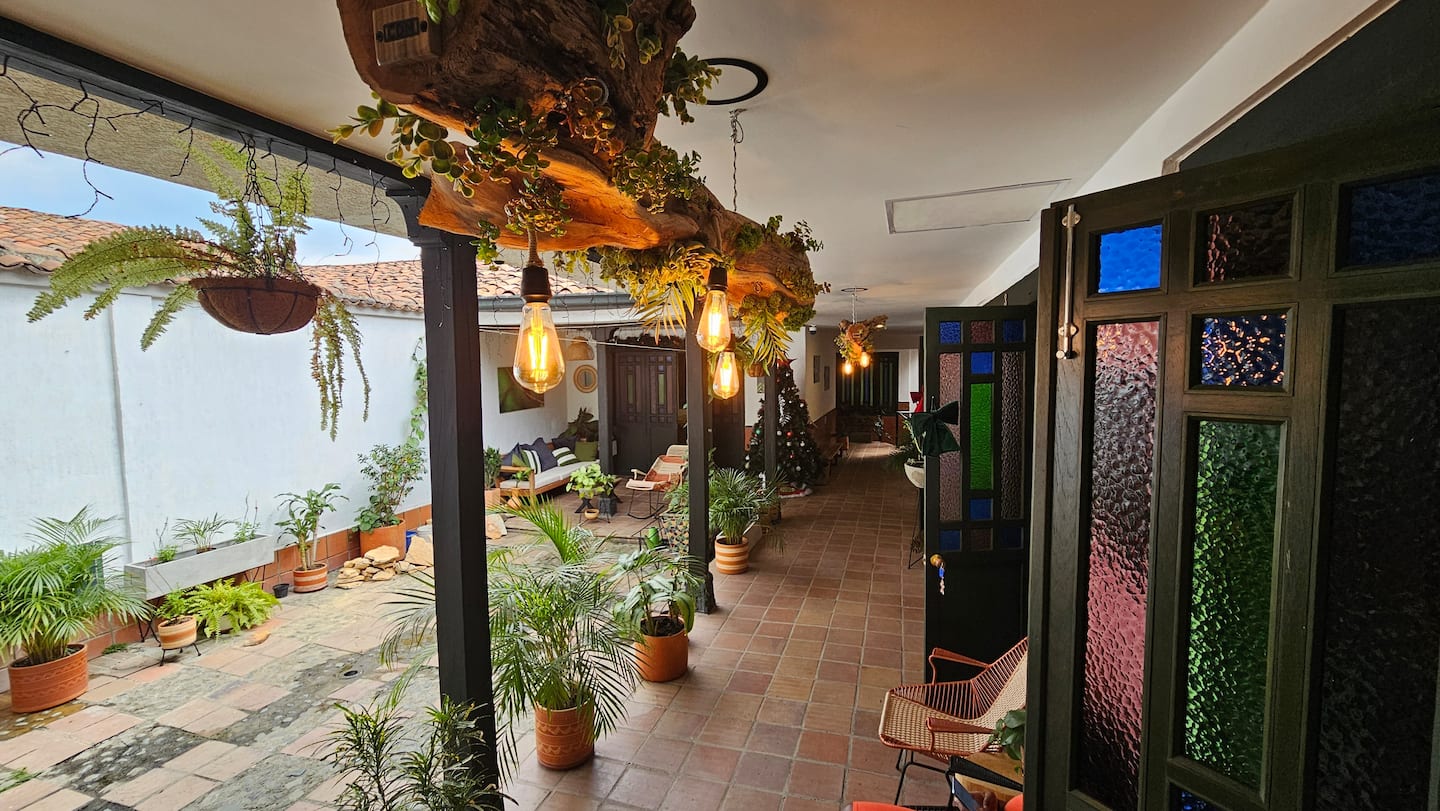 Courtyard at the selected Cali home.